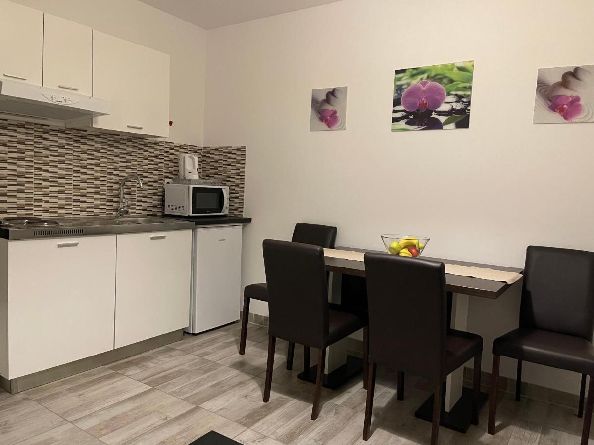 Apartments Antisa Baska Voda Ngoại thất bức ảnh