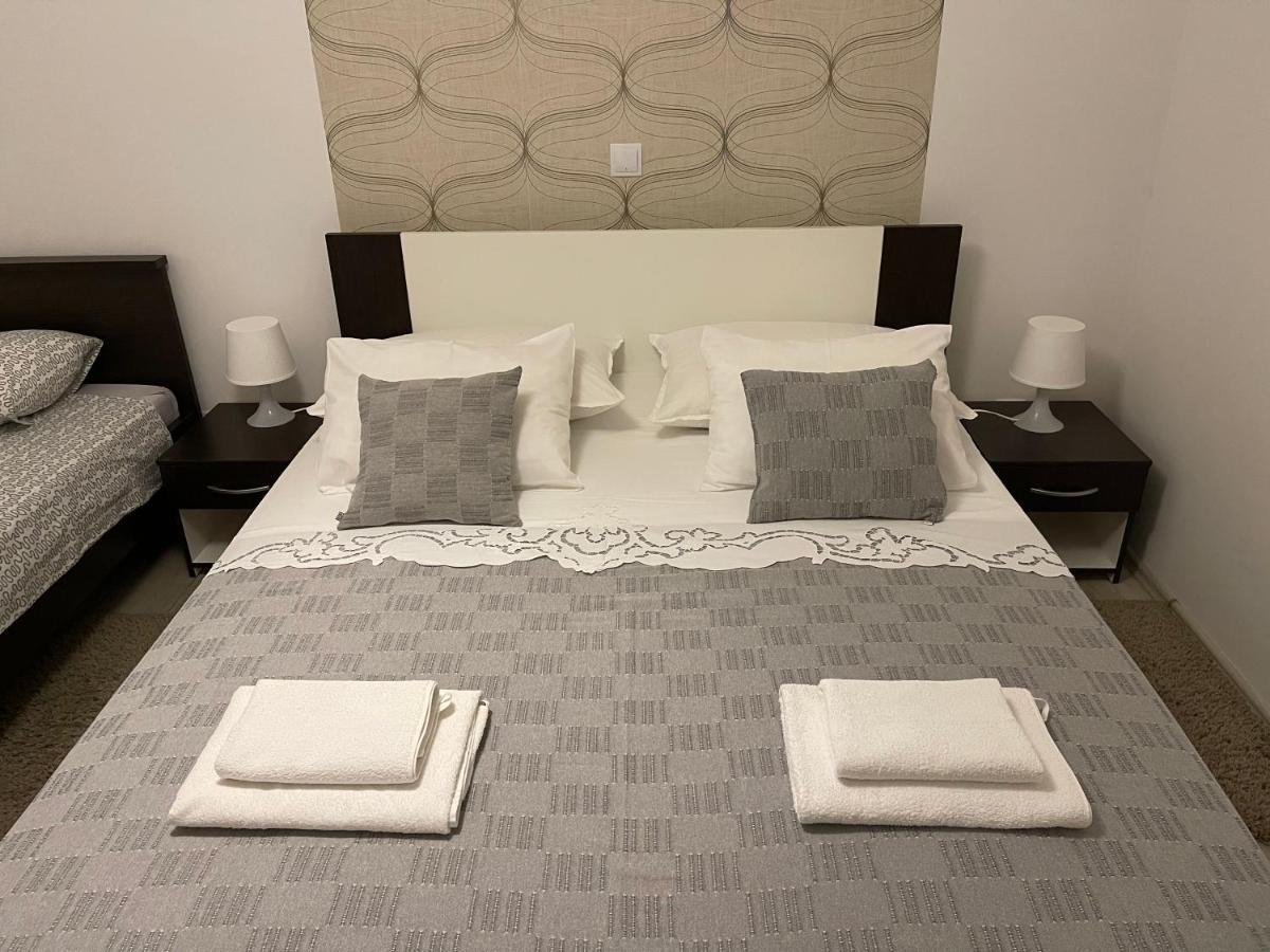 Apartments Antisa Baska Voda Ngoại thất bức ảnh
