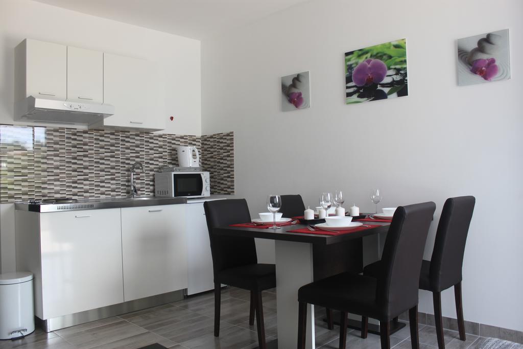 Apartments Antisa Baska Voda Ngoại thất bức ảnh