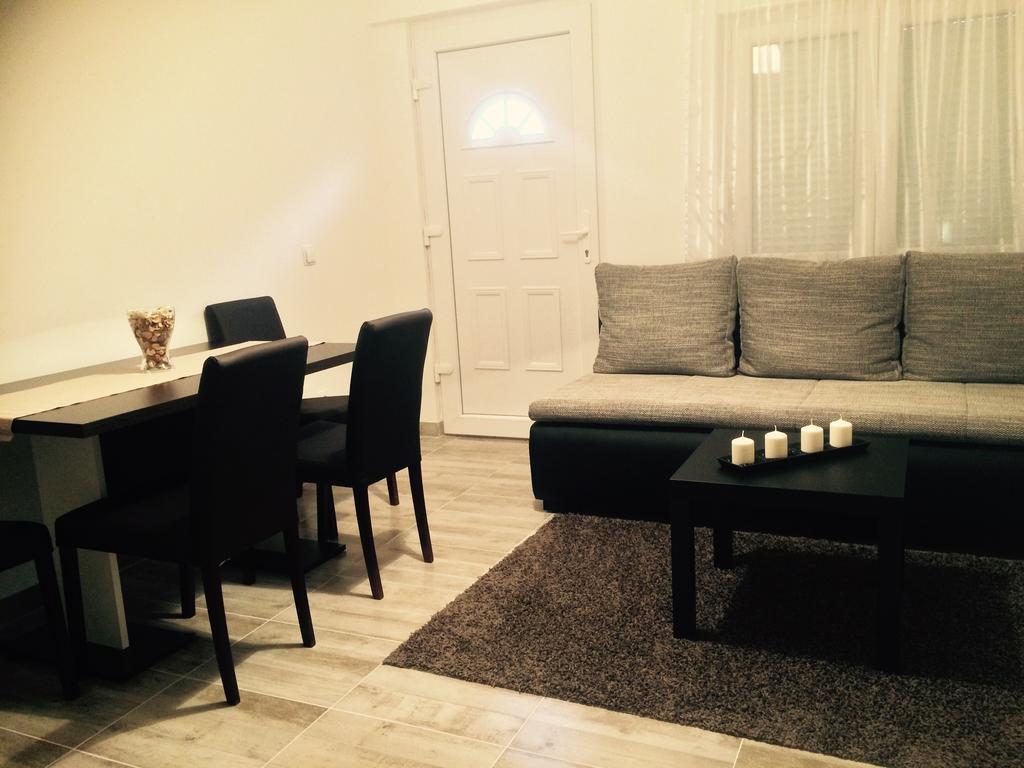 Apartments Antisa Baska Voda Ngoại thất bức ảnh